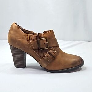 Clark's Indigo Heath Brown Distressed Leather Heeled Boots Size 9